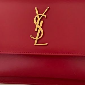 Meet your Posher, Clara